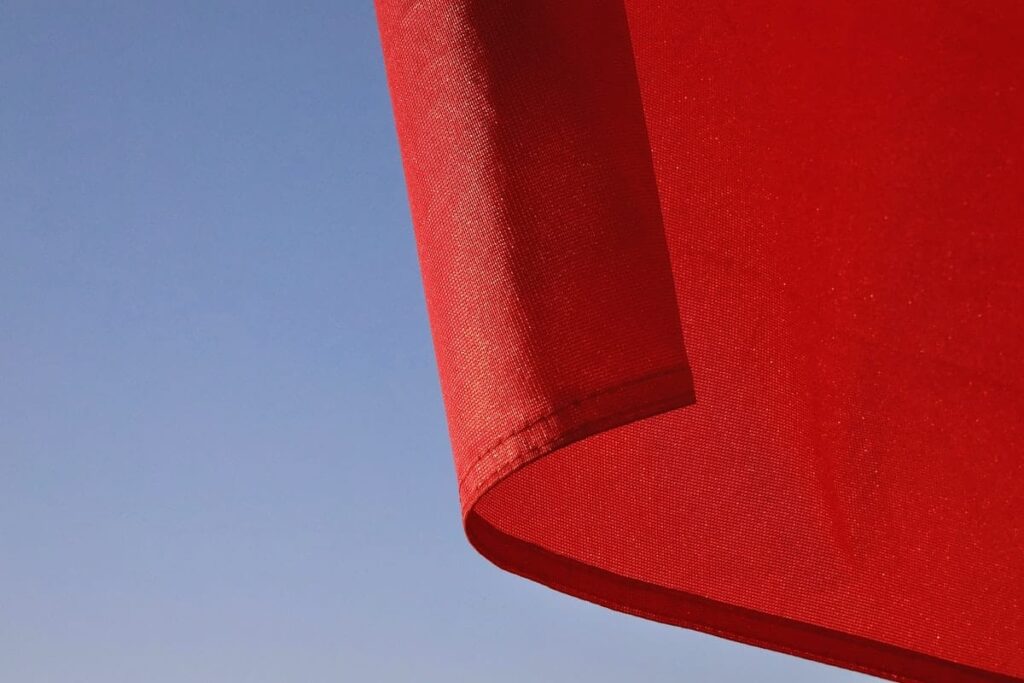 in person dating red flags