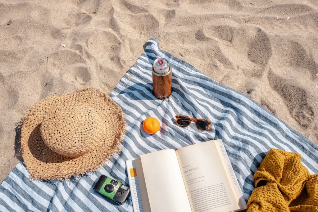vacation getaway how to tell if he likes you
